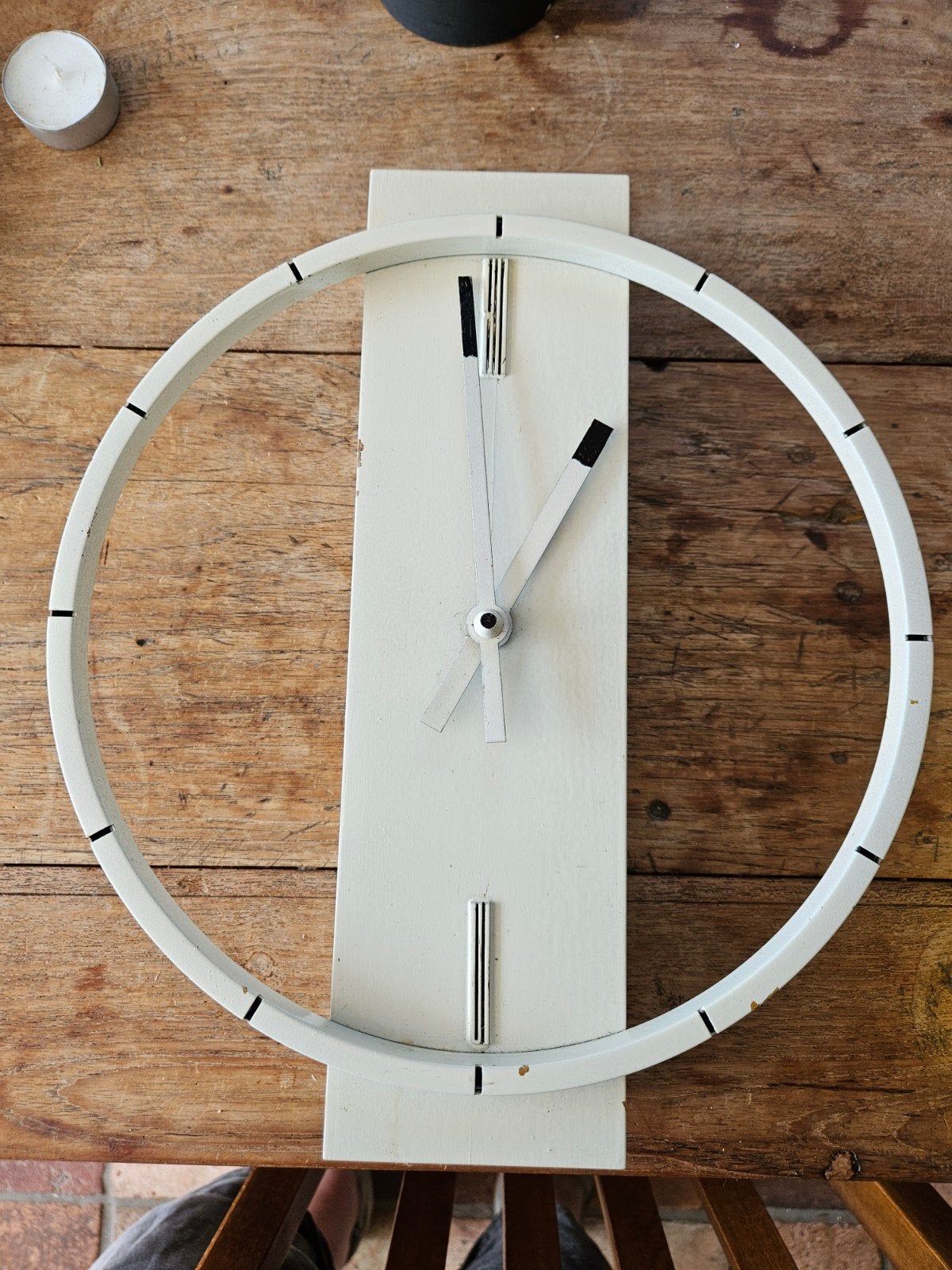 Klok uit jaren 70.originele Kienzle uurwerk op 1,5 volt, Antiek en Kunst, Antiek | Klokken, Ophalen of Verzenden