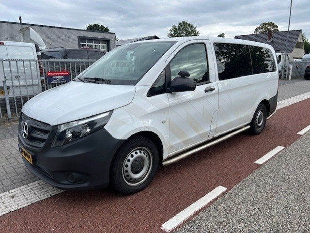 Mercedes-Benz Vito Tourer 116 CDI 120KW AUTOM. LANG PKW BRIE, Automaat, Gebruikt, 2000 kg, 1912 kg