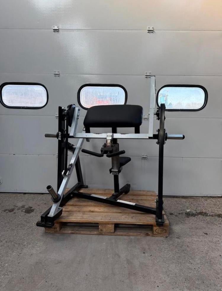 Jack Sports Bicep curl / Plate Loaded / biceps machine, Sport en Fitness, Fitnessmaterialen, Gebruikt, Overige typen, Armen, Benen