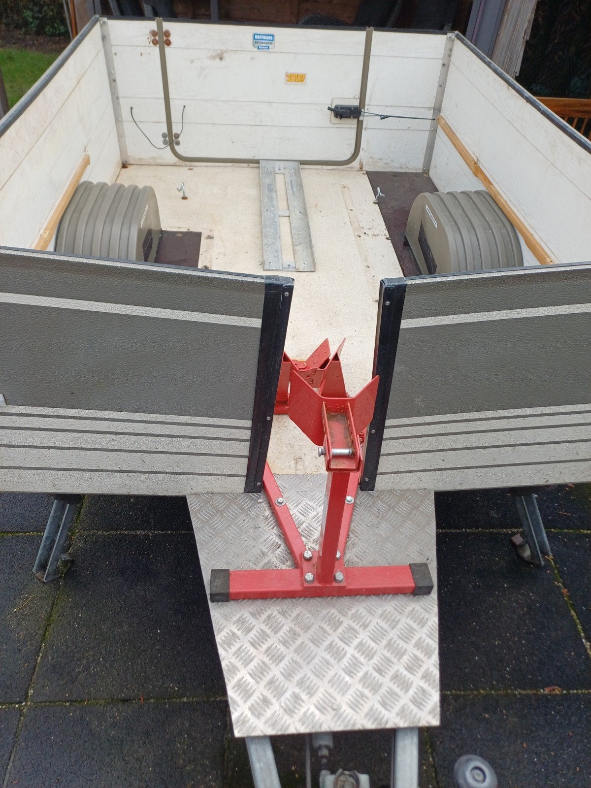 motor inrijklem, Ophalen