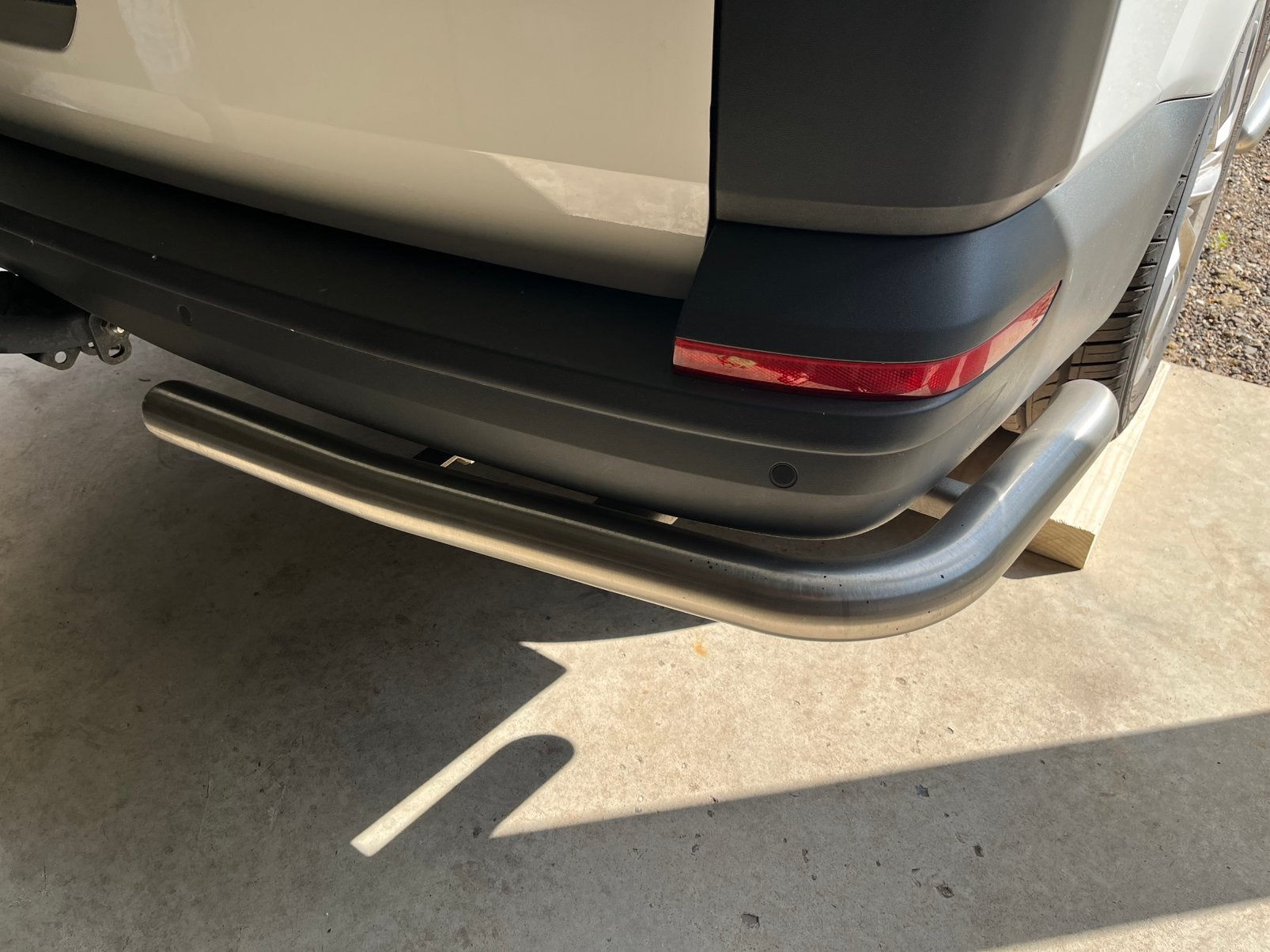 Achterbar Bumperbescherming  VW Transporter T6.1 Alcoparts, Ophalen, Gebruikt, Volkswagen, Achter