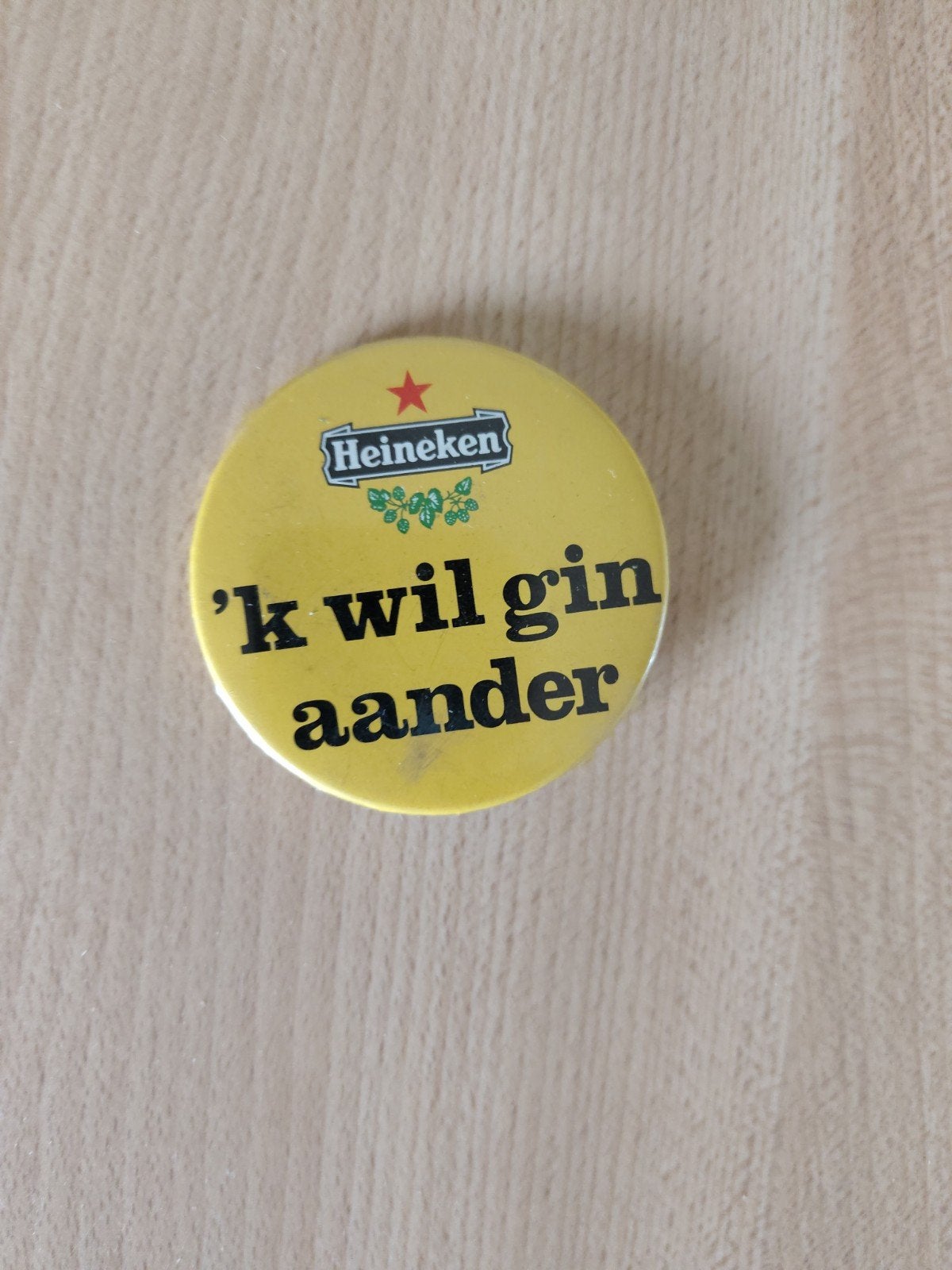Heineken button, Verzamelen, Biermerken, Ophalen of Verzenden, Overige typen, Heineken