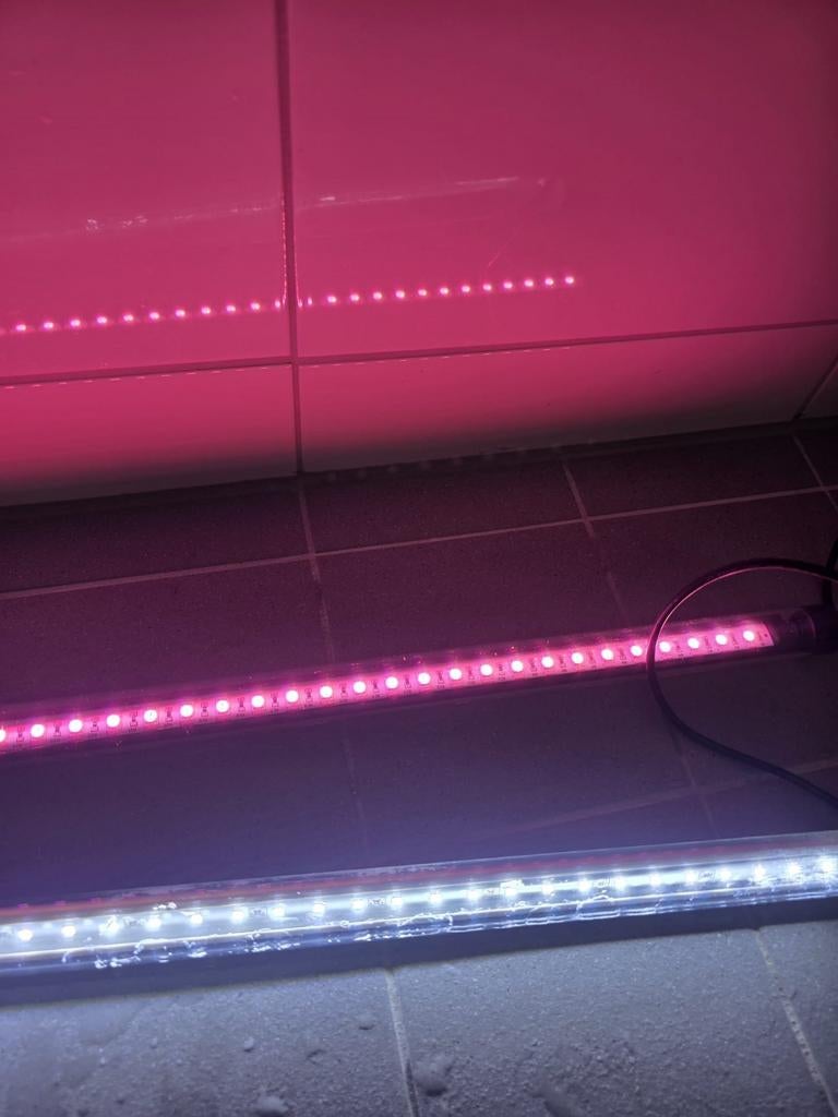 Aquarium verlichting 90 cm Rood en Wit, Ophalen, Zo goed als nieuw