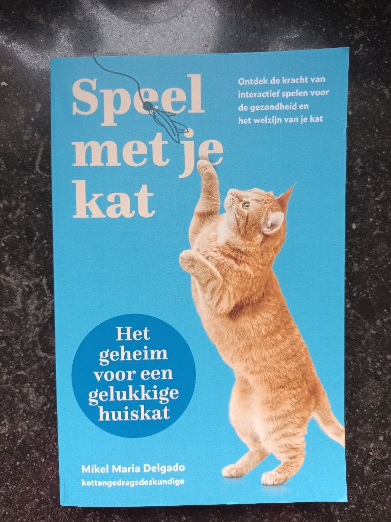 Speel met je kat infoboek nieuwstaat 2024, Boeken, Dieren en Huisdieren, Ophalen of Verzenden, Zo goed als nieuw, Katten