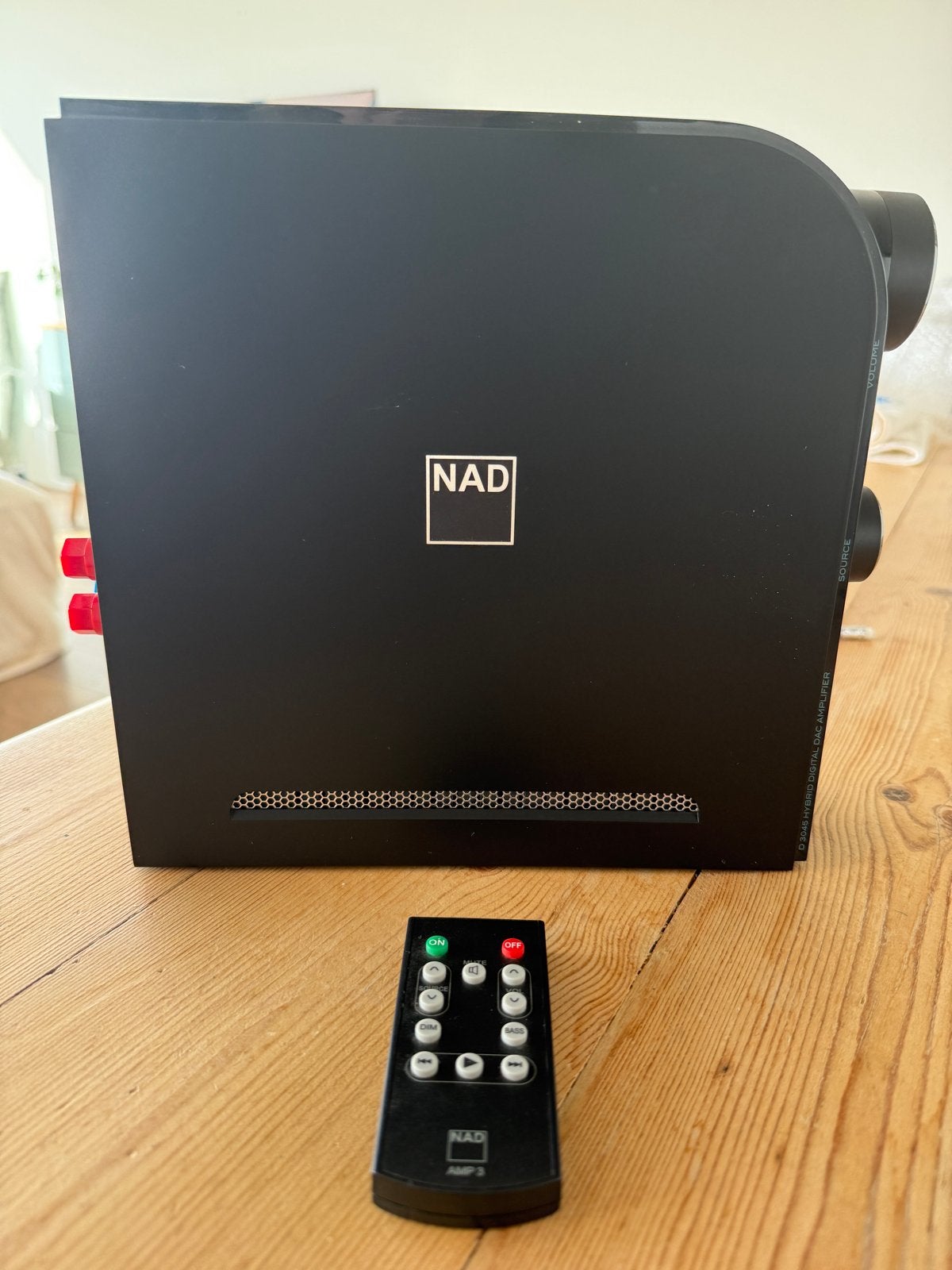 NAD D 3045 Hybrid Digital DAC Versterker - Nieuwstaat, Overige merken, Nieuw, Ophalen of Verzenden, 60 tot 120 watt