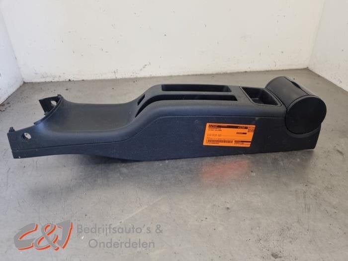 Middenconsoles van een Volkswagen Golf, Gebruikt, -, Volkswagen, -