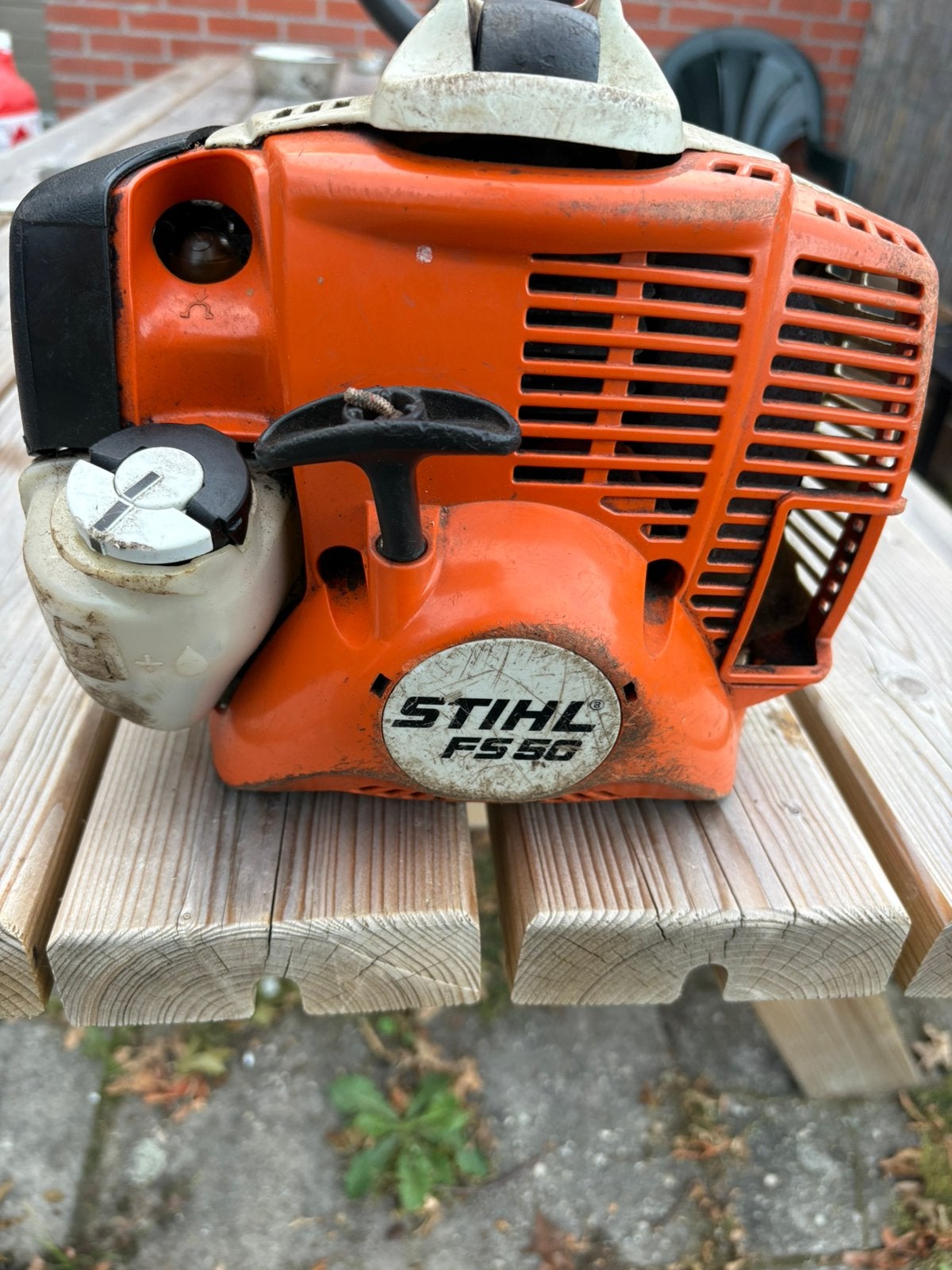 Stihl kantmaaier met draadkop, Ophalen, Zo goed als nieuw, Benzine