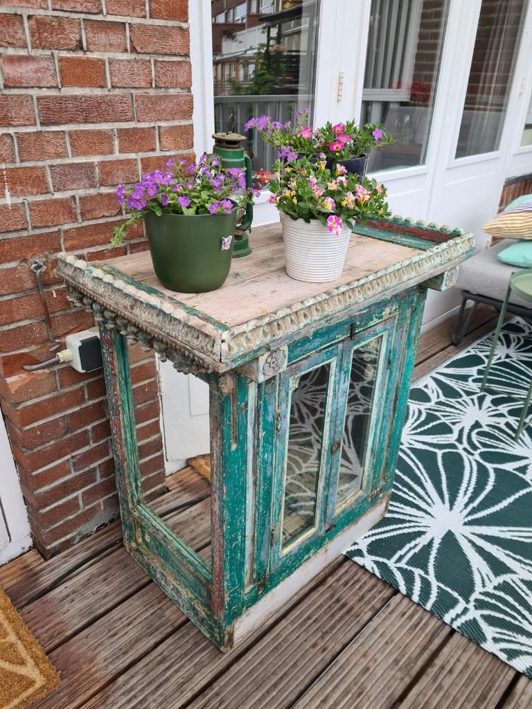 Prachtig Indiaas boho vitrinekastje met spiegels en glas, Ophalen
