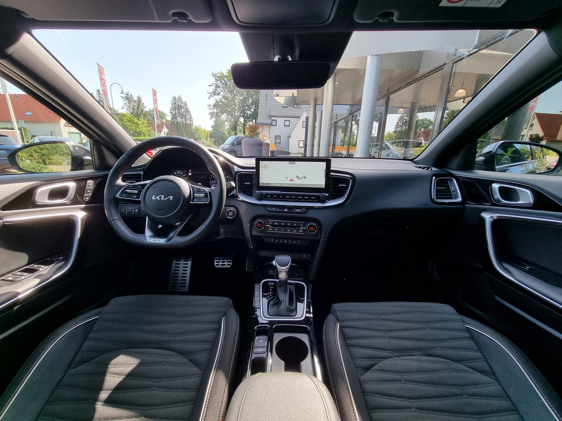 Kia Ceed 1.5 T-GDi GT-Line | 2025 | 4dkm | Super uitvoering, Auto's, Stof, Gebruikt, 4 cilinders, 610 kg