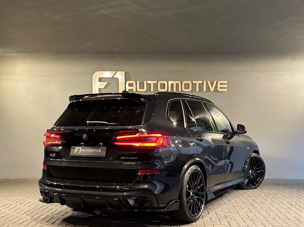 BMW X5 XDrive45e M Sport Pano|M Seat|Massage|Memory|Trekhaak, Auto's, BMW, Gebruikt, Zwart, Vierwielaandrijving, Hybride Elektrisch/Benzine