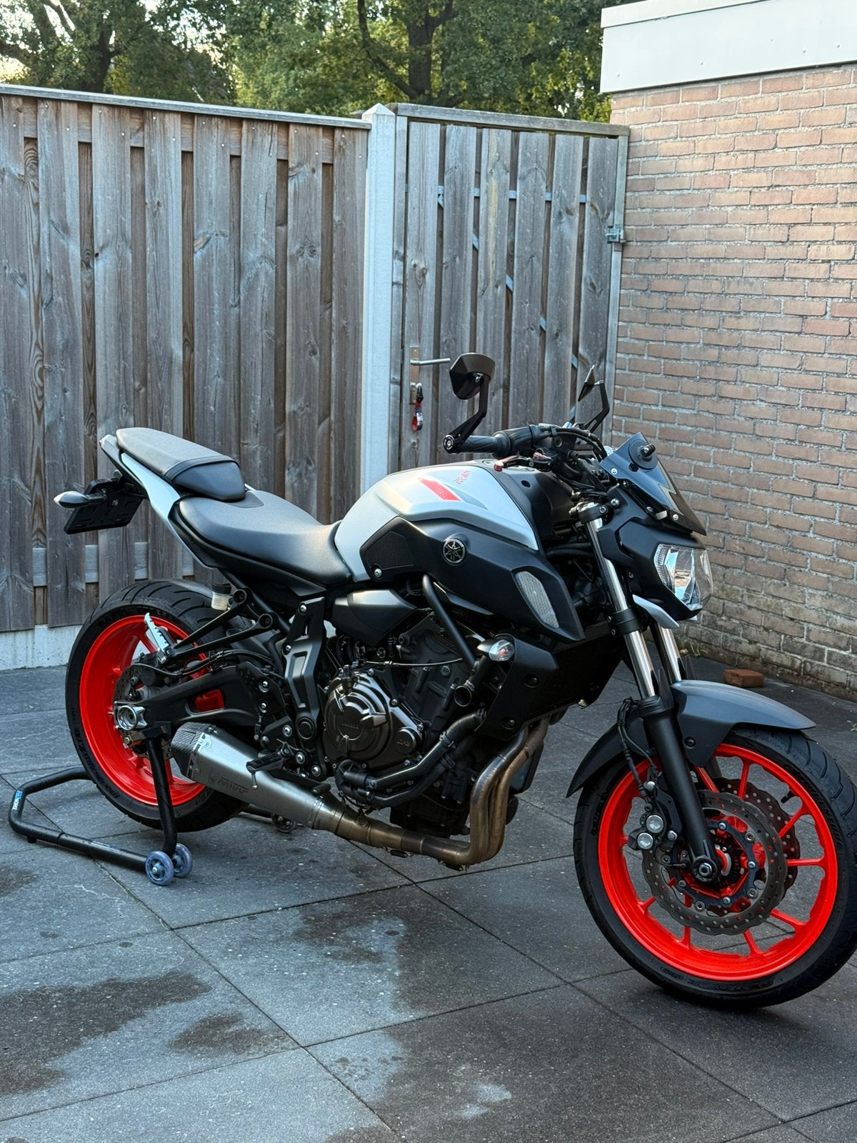 Yamaha MT-07 A2 | 2020 | 14.486 km | FLUO | MIVV, 700 cc, 2 cilinders, Particulier, Minimaal motorrijbewijs A2