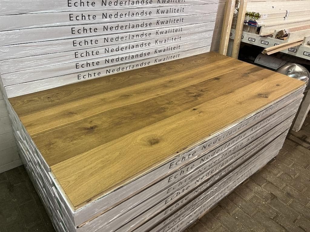 Eiken planken 235mm breed gerookt en naturel geolied 19mm