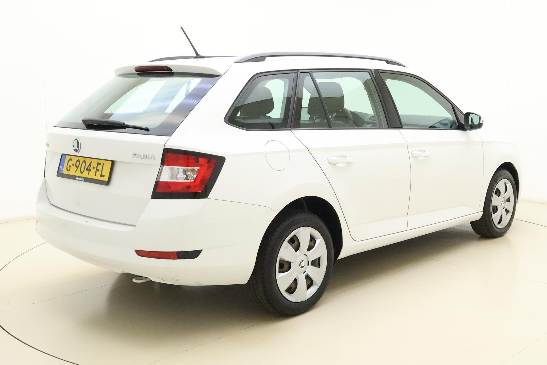 Skoda Fabia Combi 1.0 Active | 75PK | Cruise Control | Airco, Auto's, Stof, Gebruikt, Euro 6, Origineel Nederlands