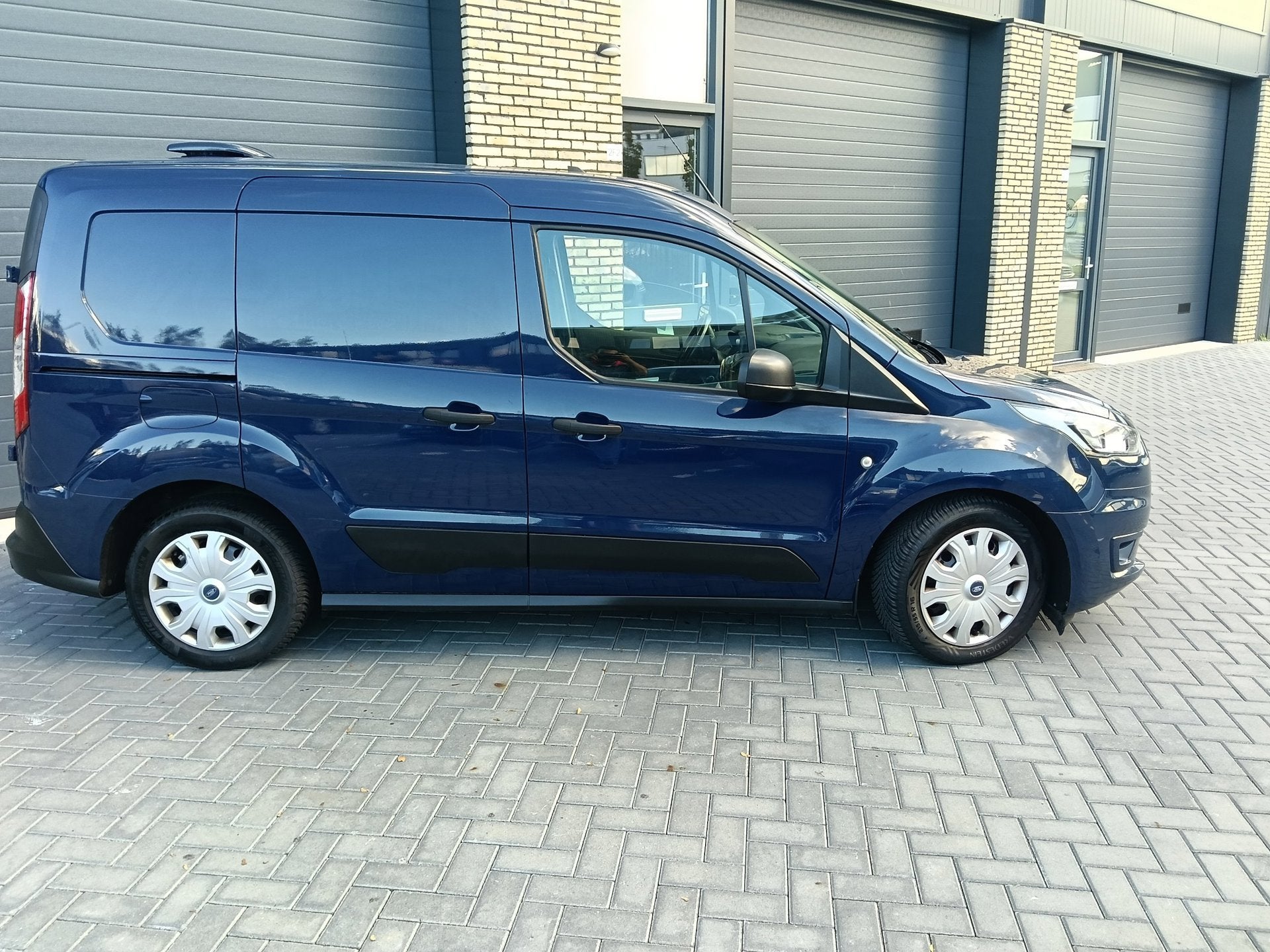 Ford Transit Connect 1.5 EcoBlue L1 Trend, Dealer onderhouden, Gebruikt, Euro 6, 4 cilinders