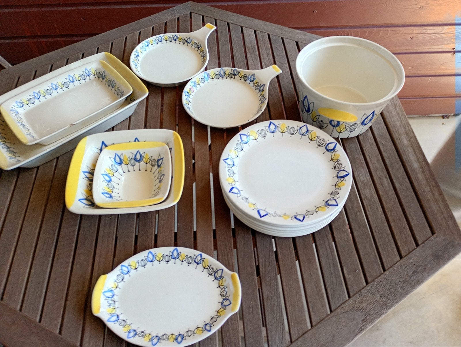 Servies Inger Waage Stavangerflint, Ophalen of Verzenden, Overige stijlen, Schaal of Schalen