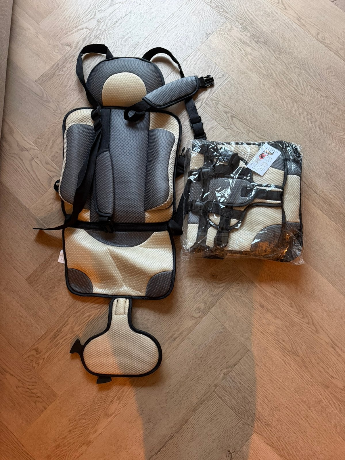 Lichtgewicht opvouwbare autostoel peuter 2x, Kinderen en Baby's, Autogordel, 9 t/m 18 kg, Nieuw, Ophalen