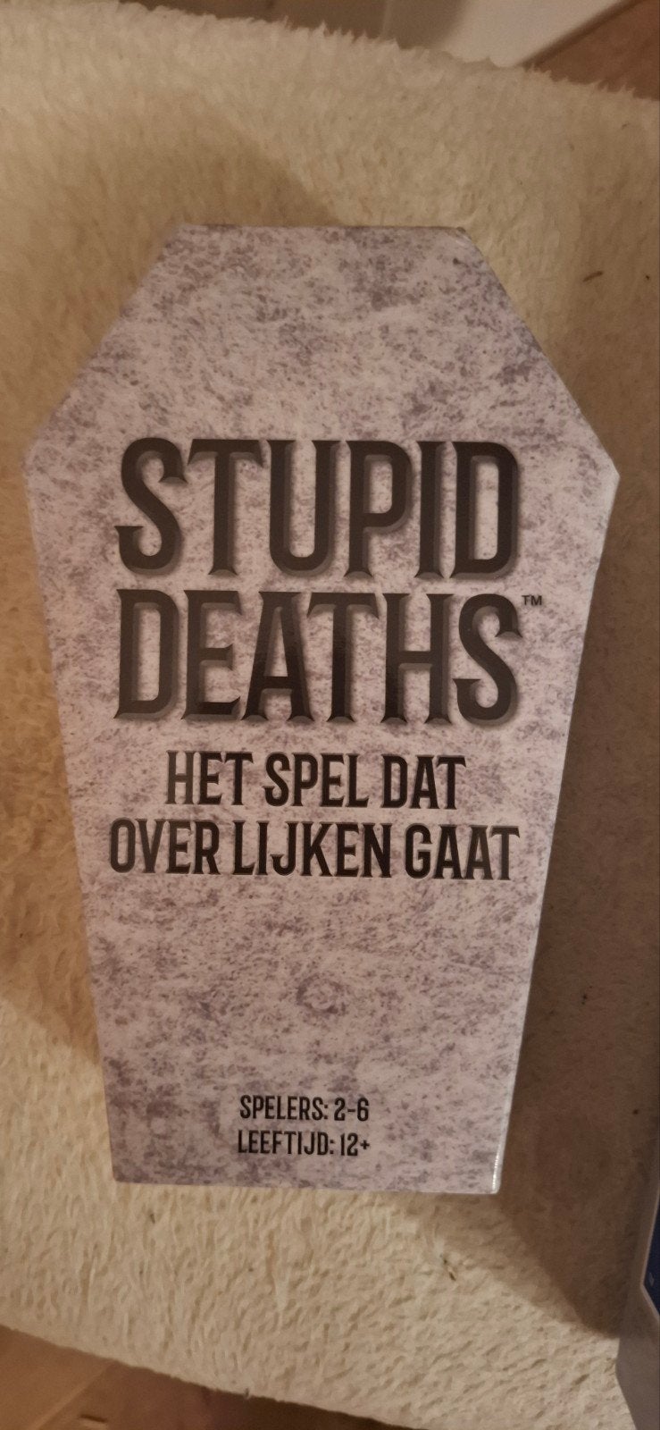 Stupid deaths kaart spel, Vijf spelers of meer, Ophalen, Zo goed als nieuw, Intertoys