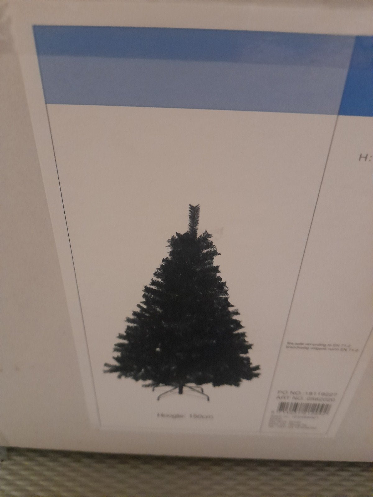 kerstboom zwart, Ophalen