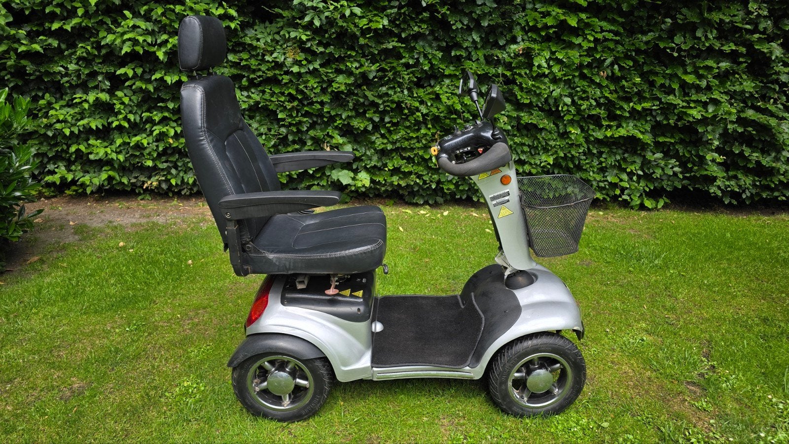 Scootmobiel practicomfort deluxe,  4 wiel, Ophalen, Gebruikt