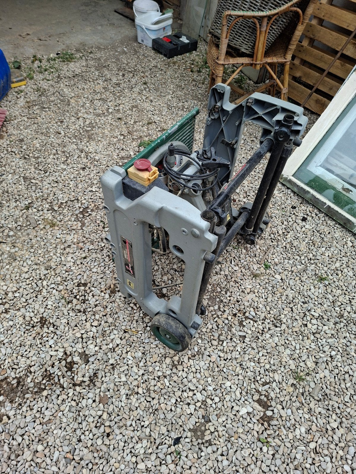 Combi Zaagmachine: Afkortzaag + Zaagtafel, Ophalen, Gebruikt, 2-Force, 70 mm of meer