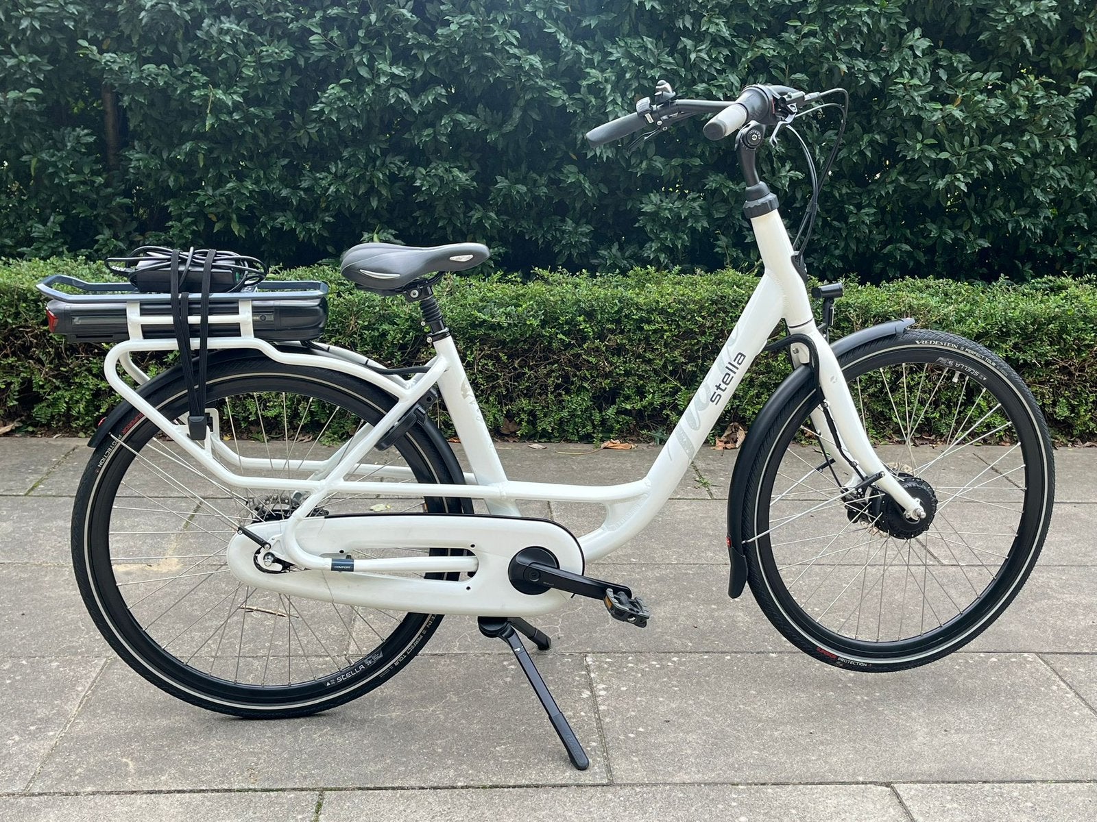 Hele mooie Elektrische fiets Stella, Zo goed als nieuw, 47 tot 51 cm, 50 km per accu of meer, Ophalen