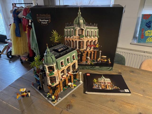 Lego Boutique Hotel 10297, Compleet, Lego, Ophalen of Verzenden, Zo goed als nieuw