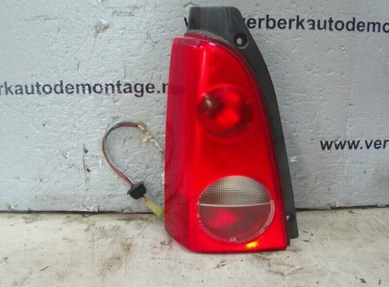 ACHTERLICHT LINKS Opel Agila (A) (01-2000/12-2007), Bahnhofsplatz 65423 Rüsselsheim am Main, DE, Gebruikt, Opel, Opel Automobile GmbH