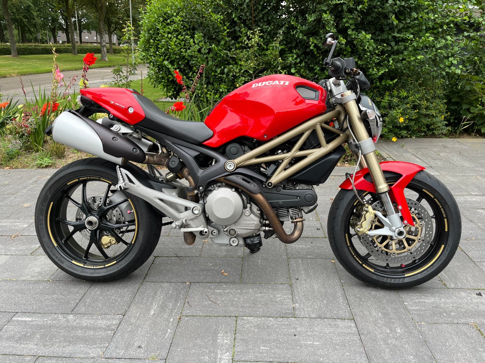 Monster 796 20th Anniversary edition 2013, 2 cilinders, Occasion, Particulier, Meer dan 35 kW