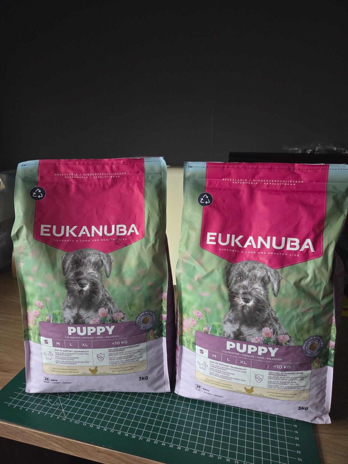 te koop 2 zakken puppy brokken., Ophalen, Hond