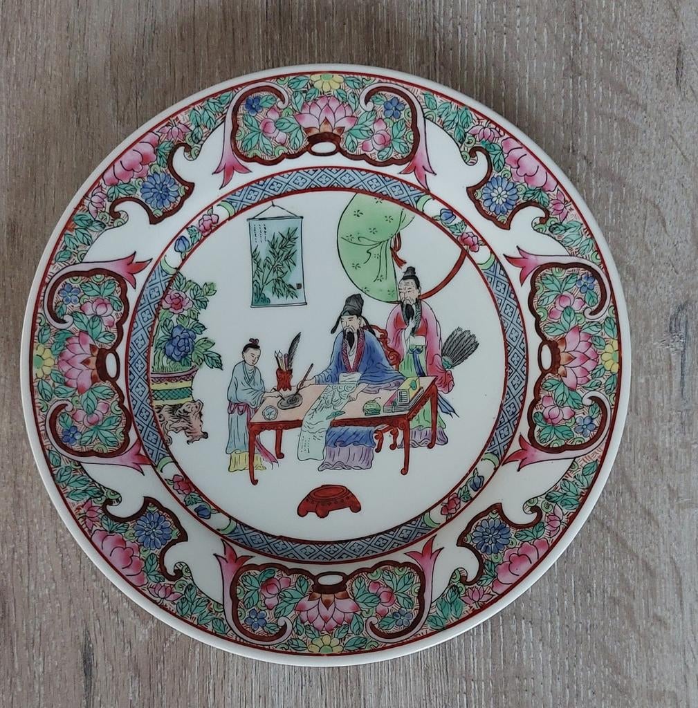 Decoratief  bord met traditionele scène, Ophalen