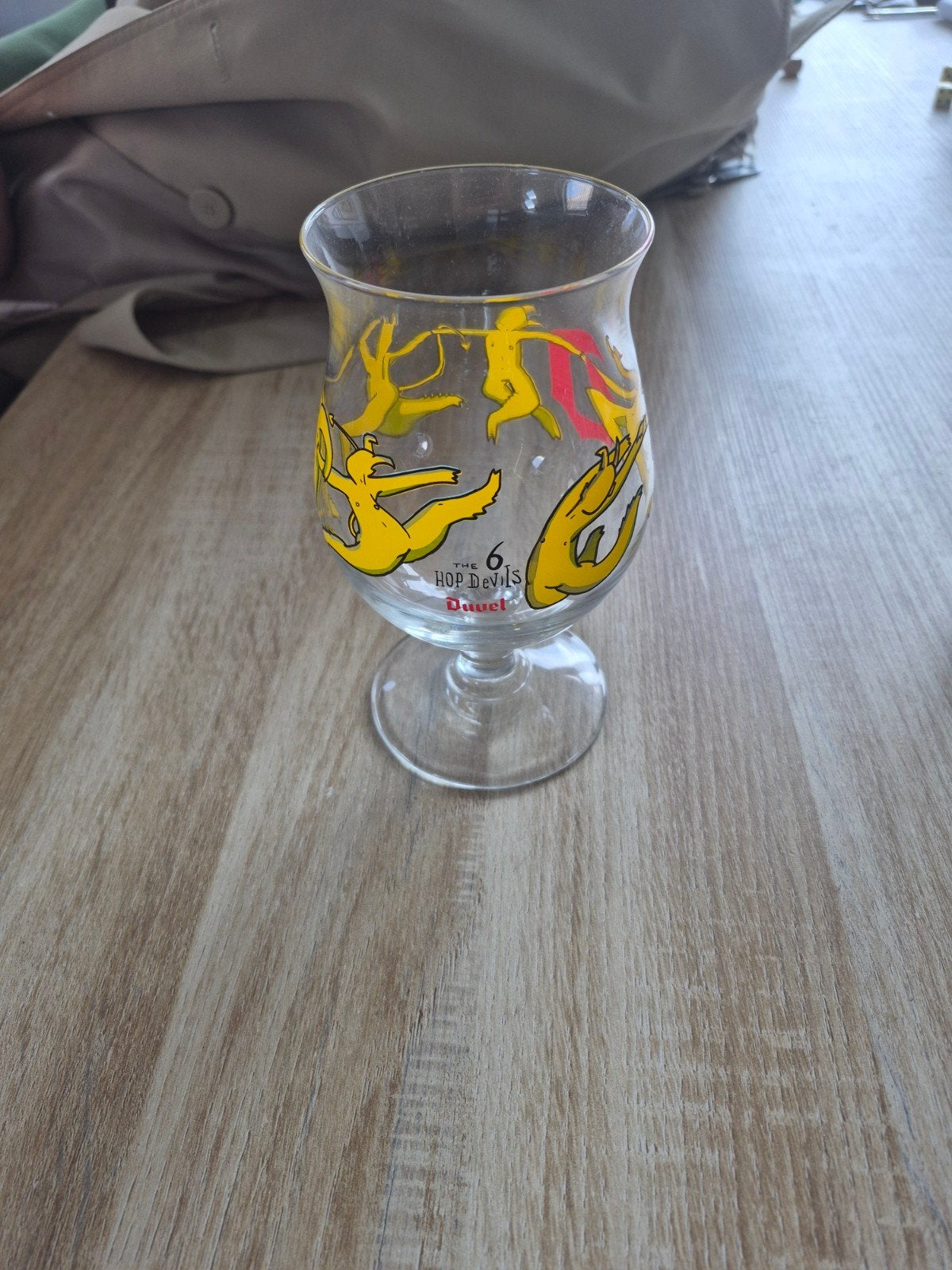Duvel 'The 6 Hop Devils' bierglas, Ophalen of Verzenden, Zo goed als nieuw, Meerkleurig, Overige merken