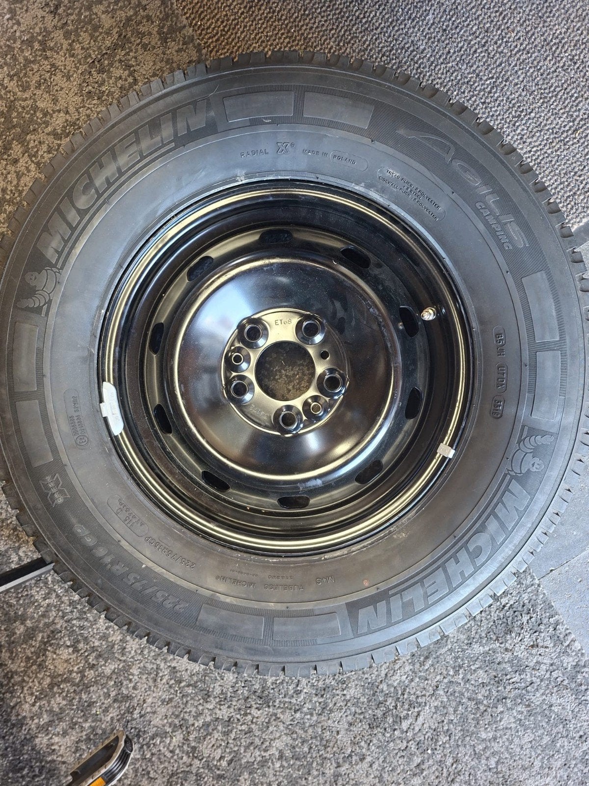 Michelin 225/75R16CP Band op stalen velg, Ophalen of Verzenden, Gebruikt