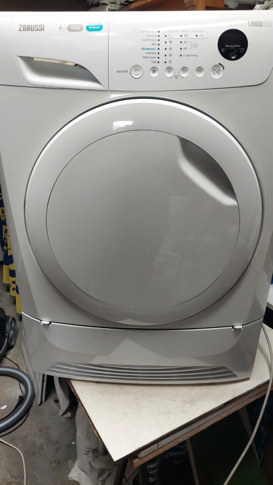 zanussi condensdroger lindo 300, Ophalen, 6 tot 8 kg, Anti-kreukfase, Zo goed als nieuw