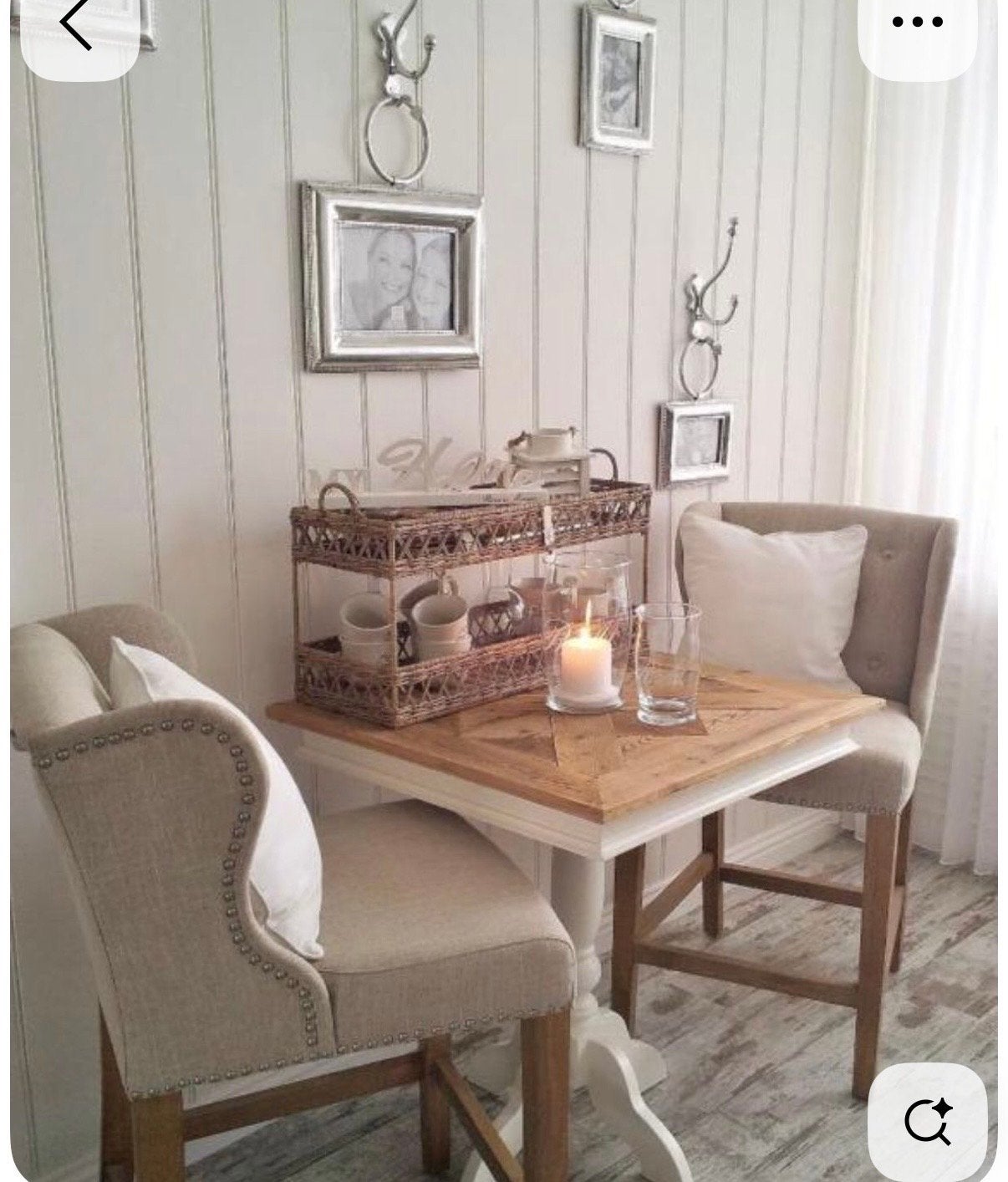Gezocht: Rivièra Maison  wijntafel met 2 stoelen, Ophalen, 60 tot 90 cm, Zo goed als nieuw, Hout