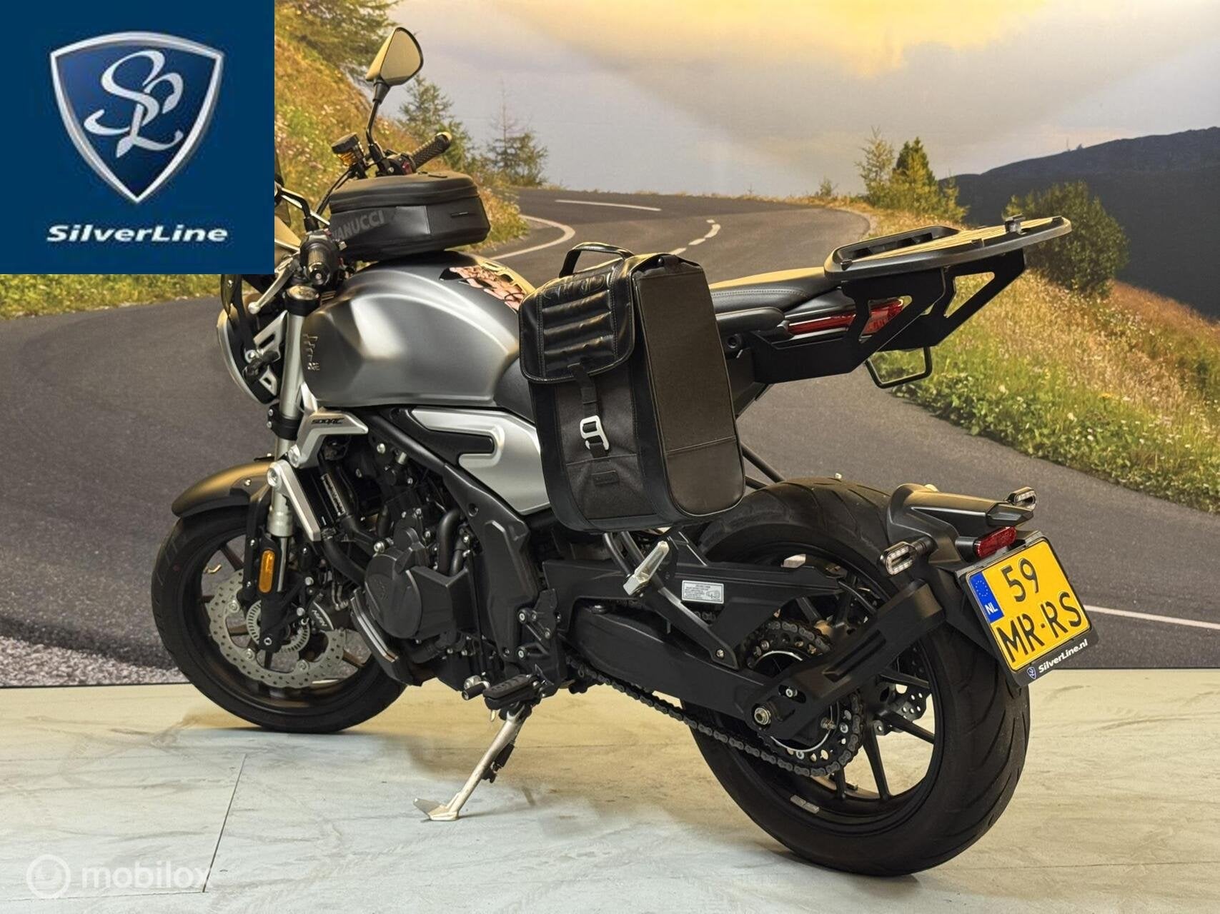 Voge 500 AC Silver Grey NIEUWSTAAT FULL OPTIONS, Bedrijf, Toermotor, Voge, 471 cc