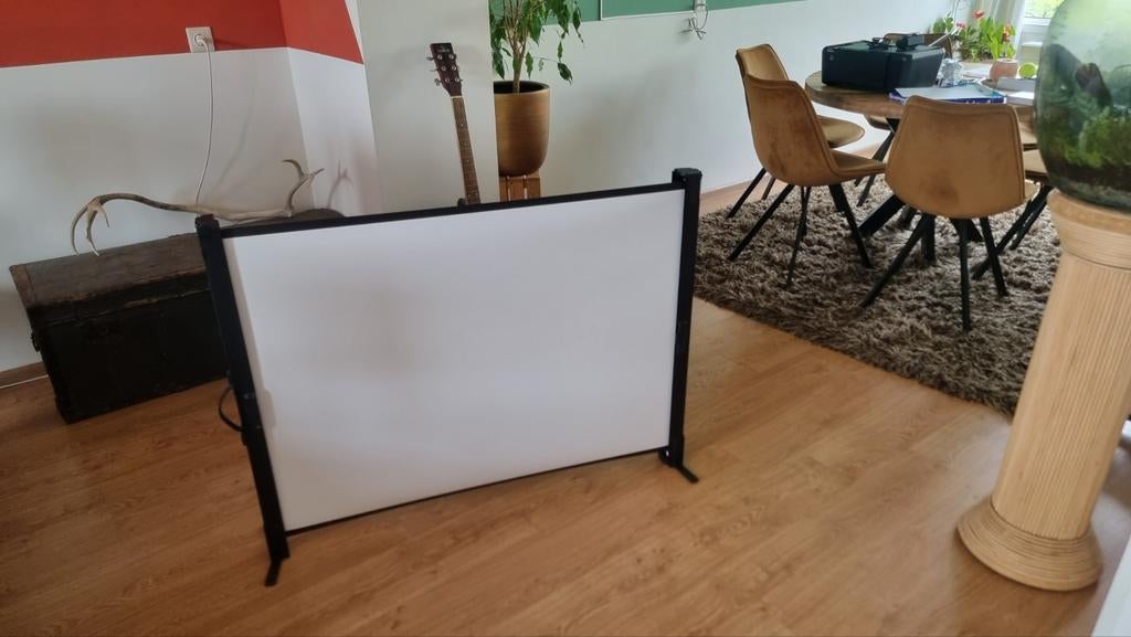 Da-lite projectiescherm 76x105 cm, 4:3 verhouding, Ophalen, Handmatig, Gebruikt