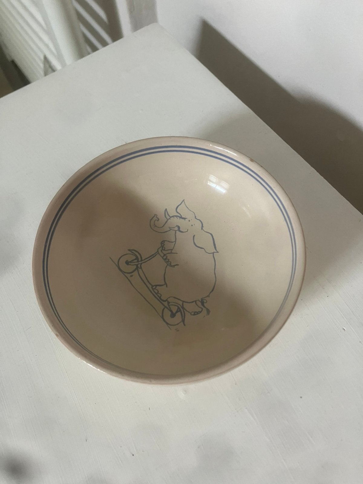 Een olifant op een step van Amsterdam Aardewerk, Antiek en Kunst, Ophalen of Verzenden