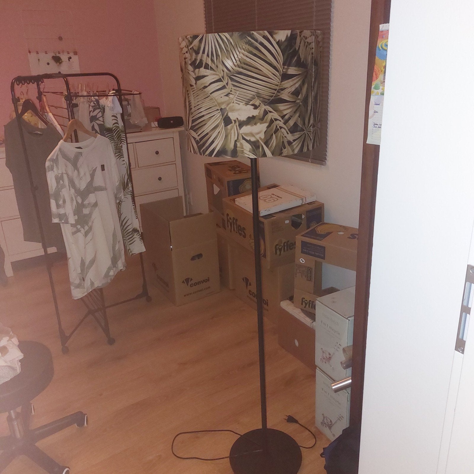 IKEA lampenvoet met Light&Living lampenkap, Ophalen, Gebruikt, 100 tot 150 cm, E27 (groot)