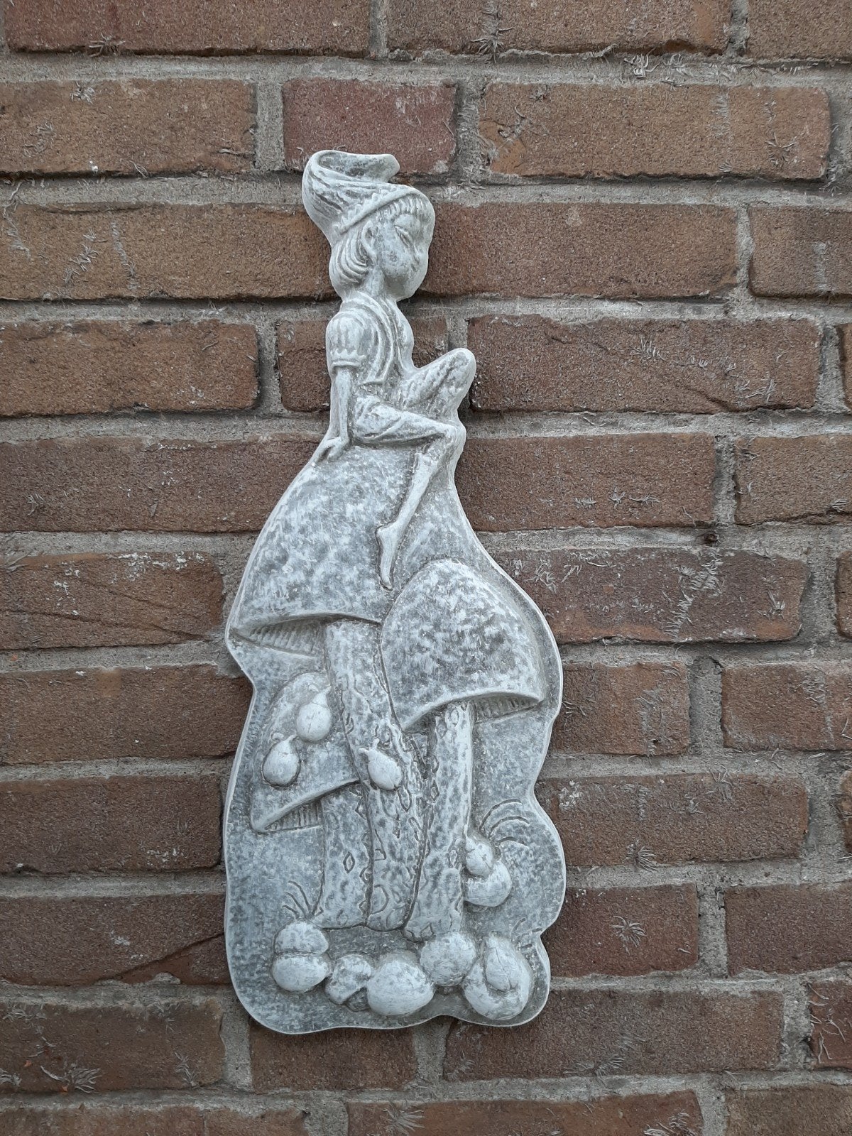 Elfje op Paddestoel wanddecoratie betonnen beeld tuinbeeld, Tuin en Terras, Ophalen of Verzenden
