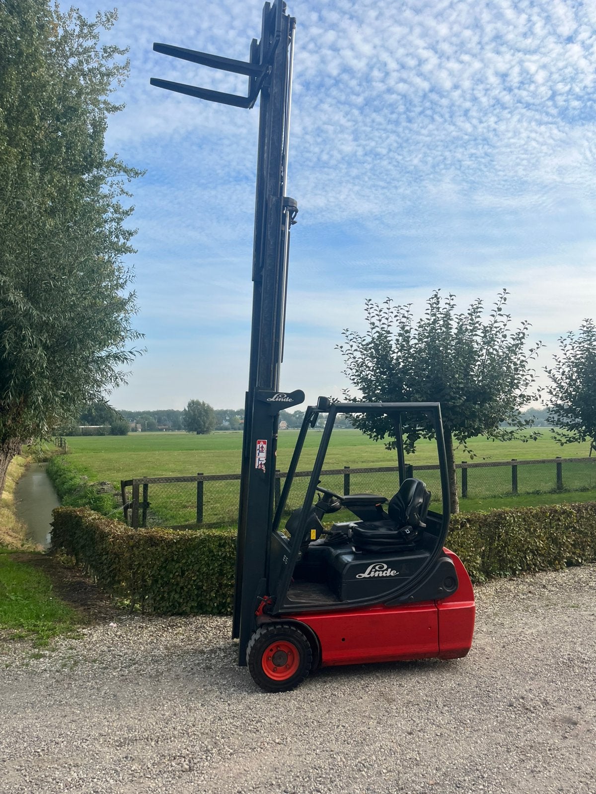 Linde e16 freelift-triplo-1600kg 3e functie goede accu!✅, 1000 tot 2000 kg, Ophalen of Verzenden, Elektrisch, Heftruck