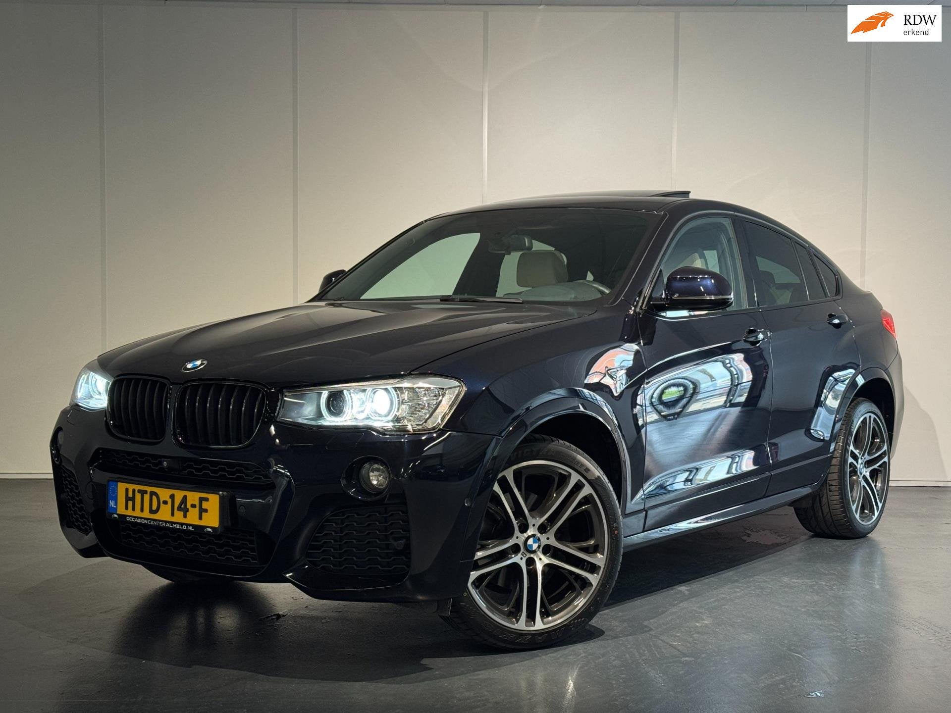 BMW X4 XDrive20i High Executive XLine M-Performance /Incl.BT, Automaat, Dealer onderhouden, Gebruikt, Euro 6