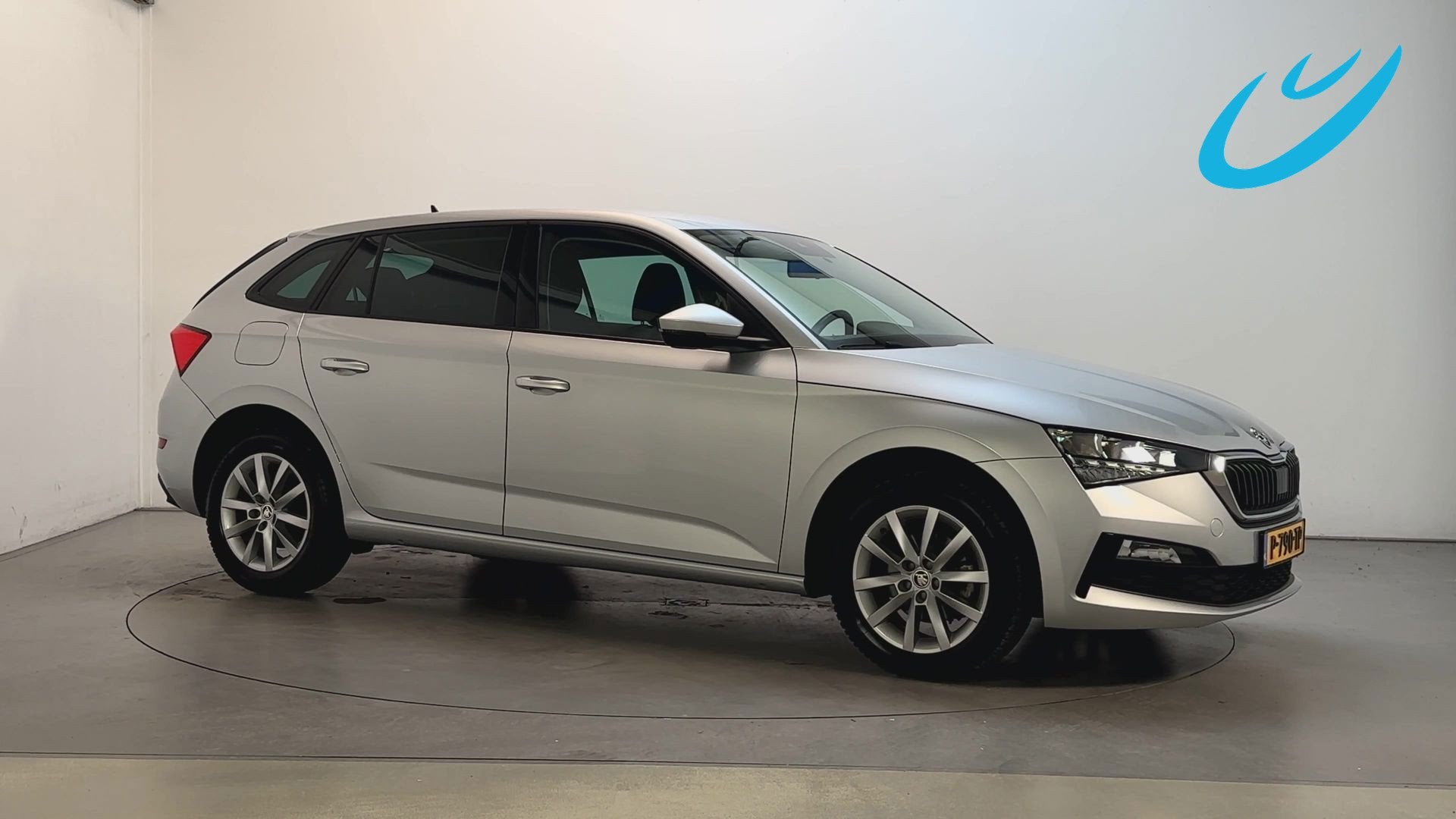 Skoda Scala 1.0 TSI Ambition Parkeersensoren App-Connect DAB, Auto's, Skoda, Met garantie (alle), 610 kg, 49 €/maand, Origineel Nederlands