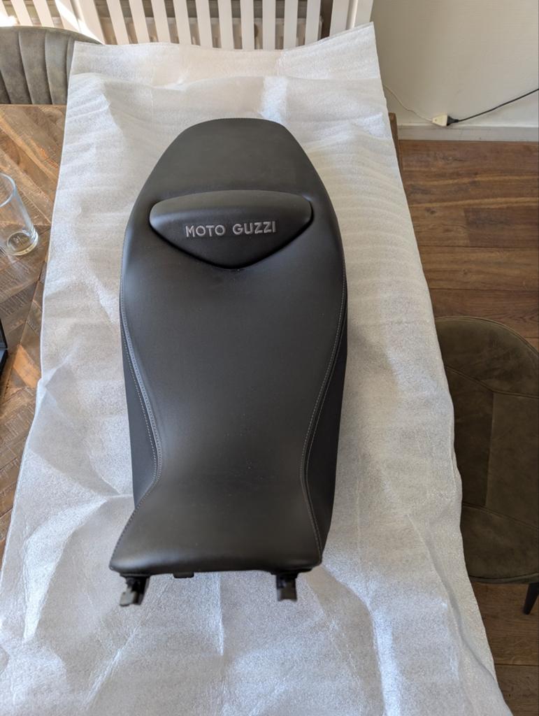Moto Guzzi Zadel - Nieuw, Ophalen of Verzenden, Nieuw