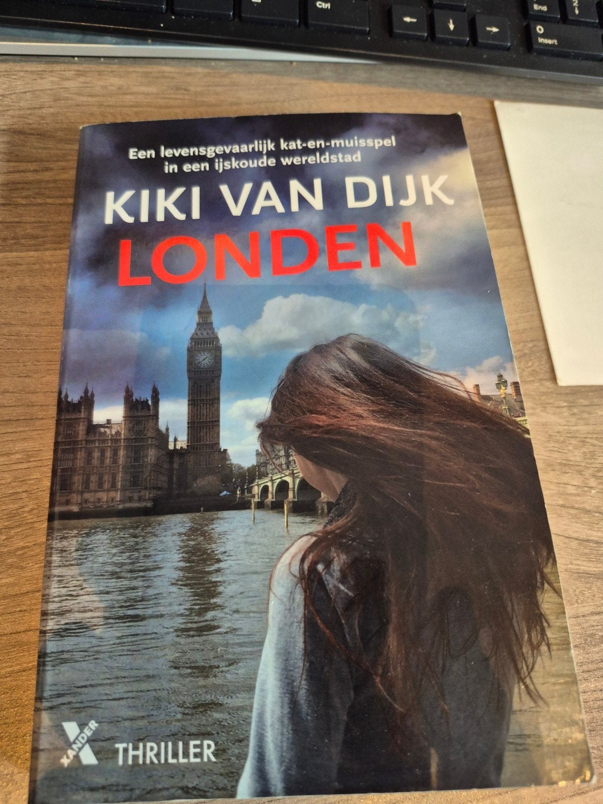 kiki van Dijk - Londen  thriller, Ophalen of Verzenden, Zo goed als nieuw, Nederland, Kiki van Dijk