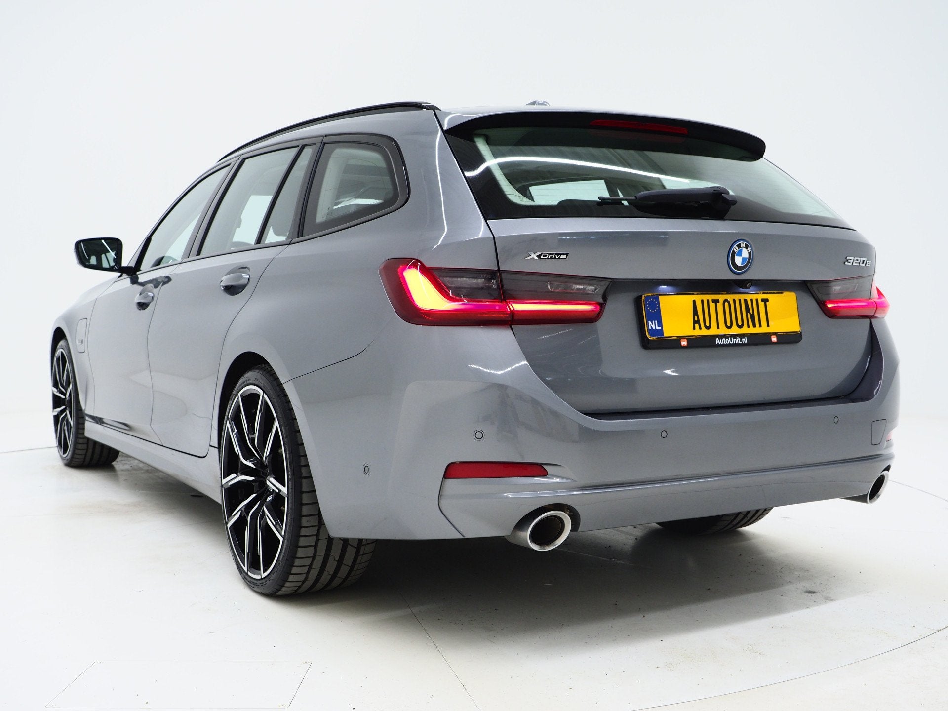 BMW 3 Serie Touring 320e xDrive LCI Shadowline | Panoramadak, 1998 cc, Stof, Gebruikt, Plug-in hybride