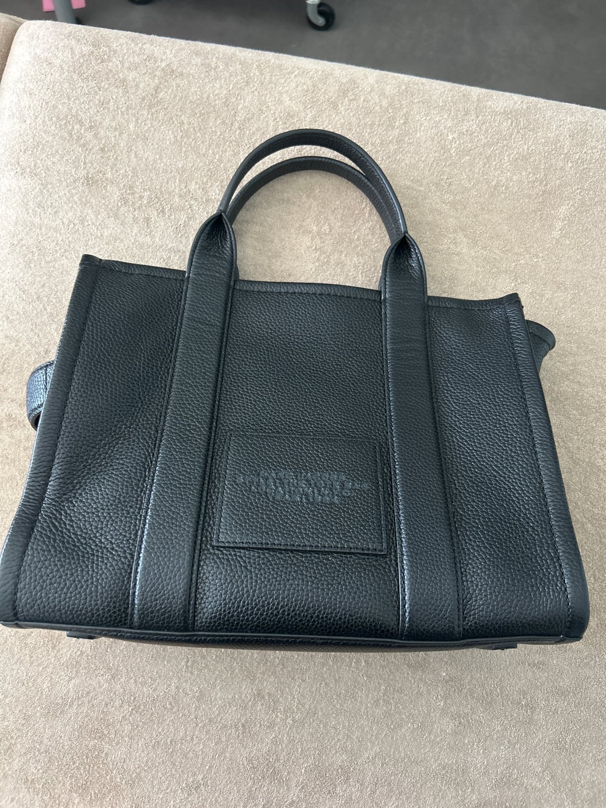 Marc Jacobs The Tote Bag Leer Zwart medium, Sieraden, Tassen en Uiterlijk, Tassen | Damestassen, Ophalen of Verzenden, Zo goed als nieuw