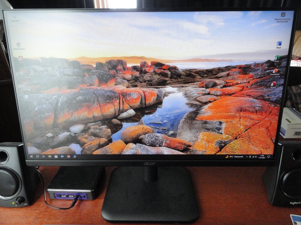 NUC compleet, Computers en Software, Ophalen, 2 tot 3 Ghz, Met monitor, SSD