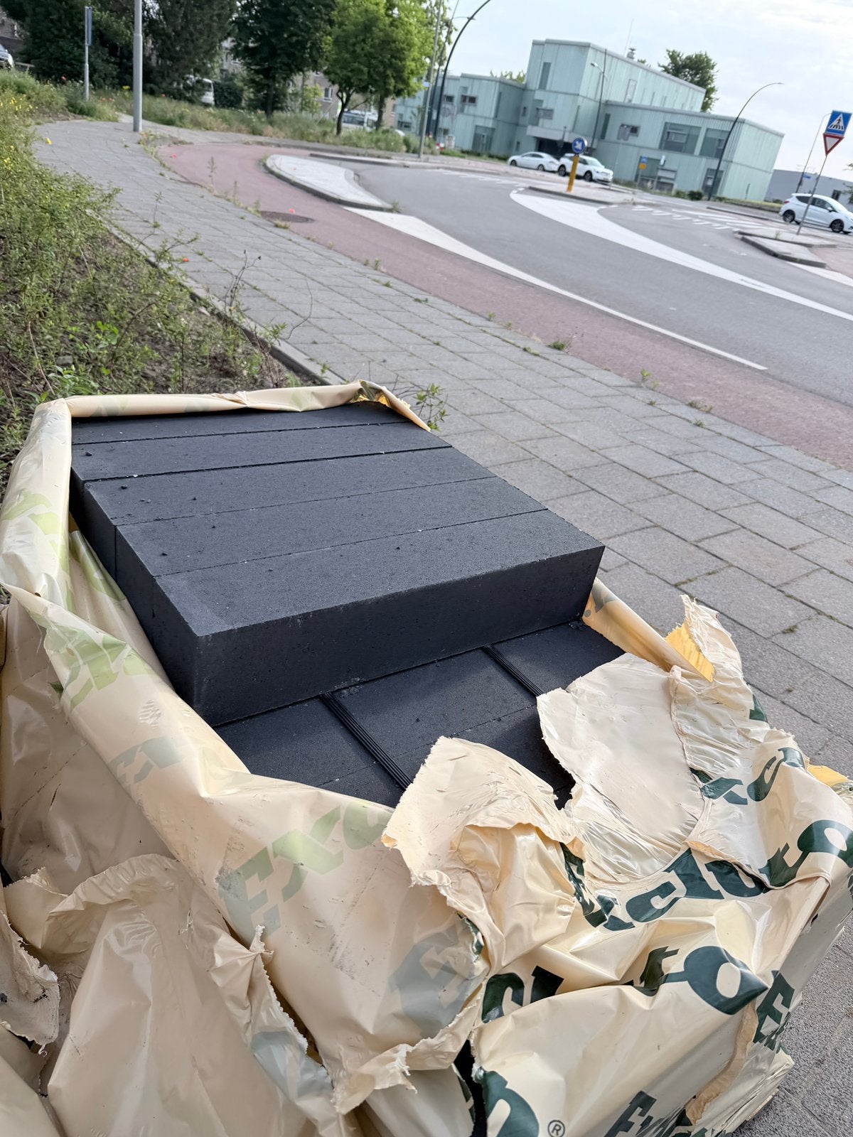 Stapelblokken 23x Excluton Linia Excellence Nero 60x12x12 cm, Tuin en Terras, Ophalen, Minder dan 30 cm, Zo goed als nieuw, Rechthoekig