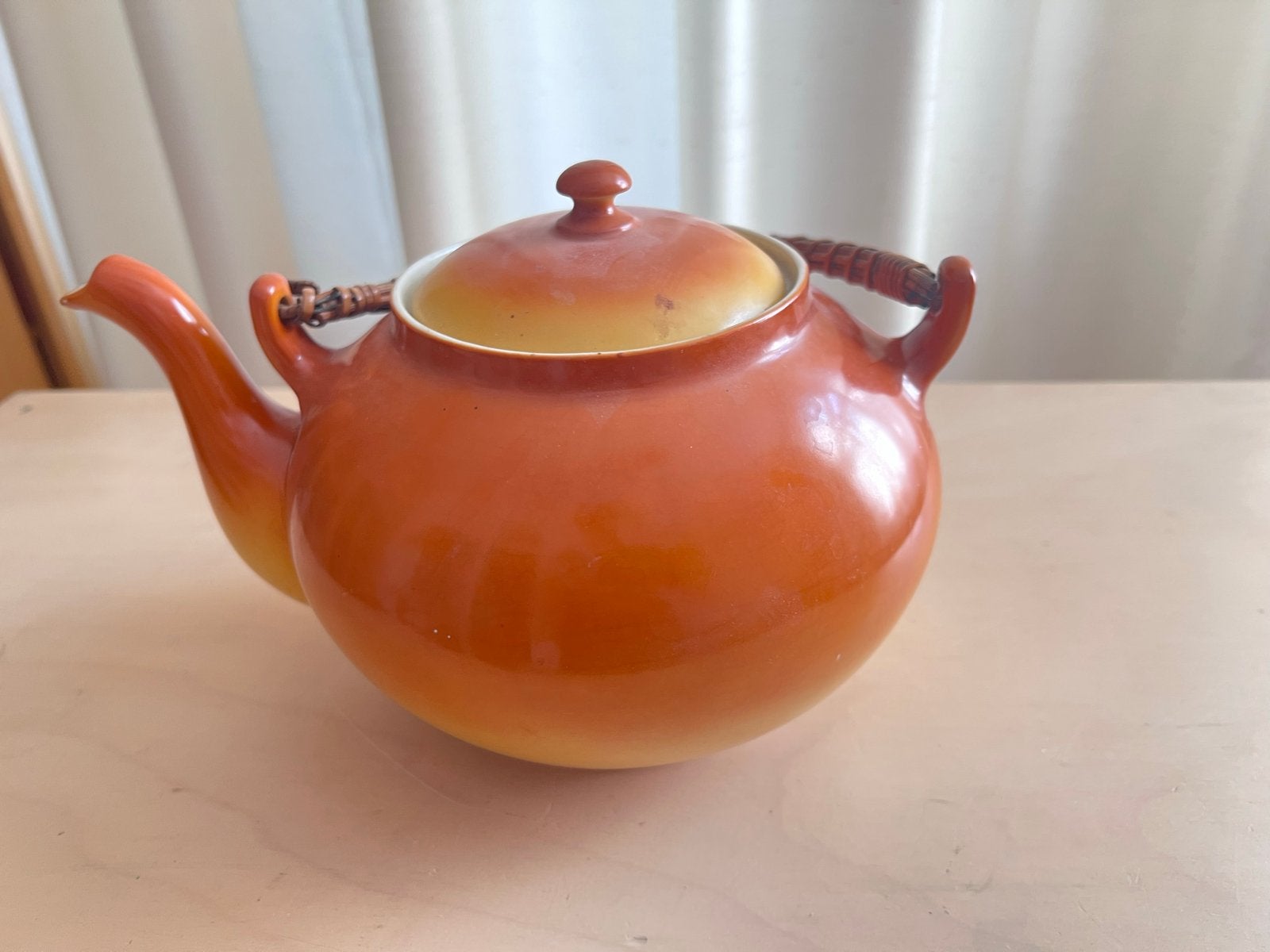 Vintage Sphinx theepot, oranje/geel, met bamboe handvat, Ophalen of Verzenden