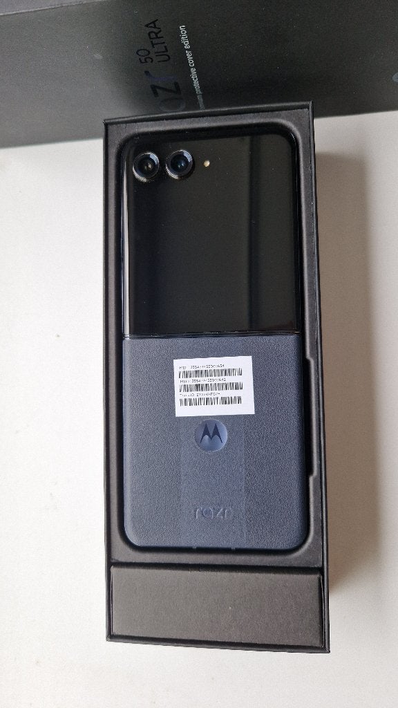 Motorola Razr 50 Ultra Nieuw, Telecommunicatie, Zwart, Nieuw, Inklapmodel, Ophalen of Verzenden